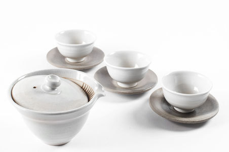 handmade ceramic tea bowl - Japan