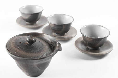 handmade ceramic tea bowl - Japan