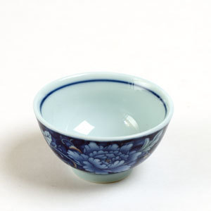 Chinese glazed tea bowl with floral motif