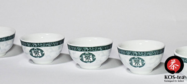 glasierte chinesische Teeschale - Cha