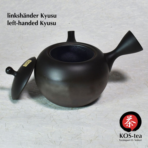 Standard Kyûsu with left-handed side grip
